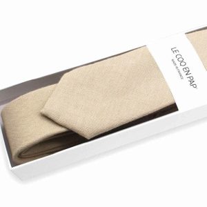Cravate beige sable unie en lin