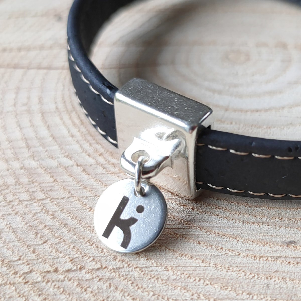 Bracelets vegan en liège – Kuünu noir – Image 3